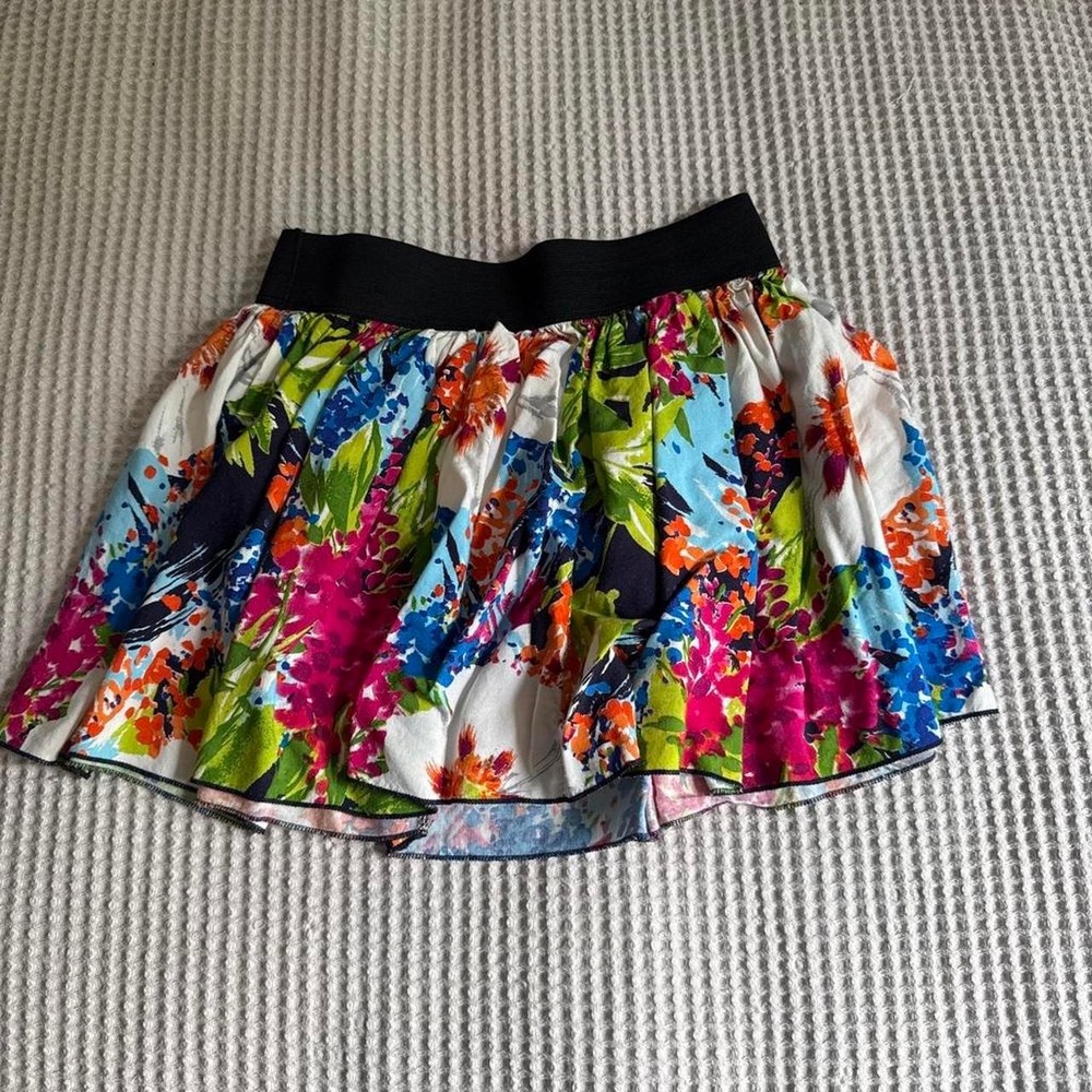 Vintage deadstock Y2K dELiA*s Bright Floral Mini‎ Skirt